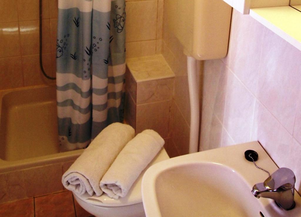 Apartment Old Town Makarska Room photo